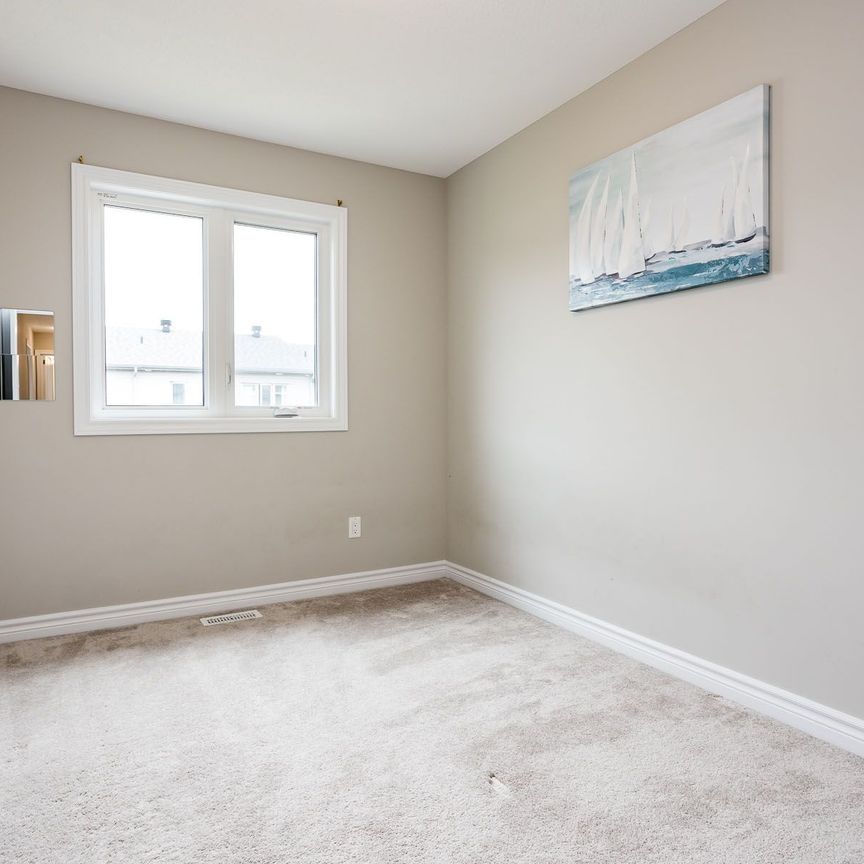 For Lease - 196 BANDELIER Way, Stittsville - Munster - Richmond, Ontario - Photo 1