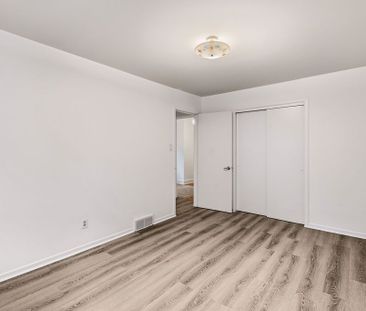 For Lease - 157 Mulvihill Avenue, Westboro - Hampton Park, Ontario - Photo 3