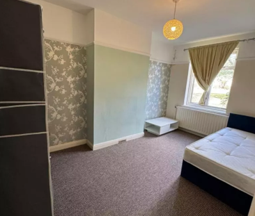 1 bedroom in a house share to rent - Photo 6