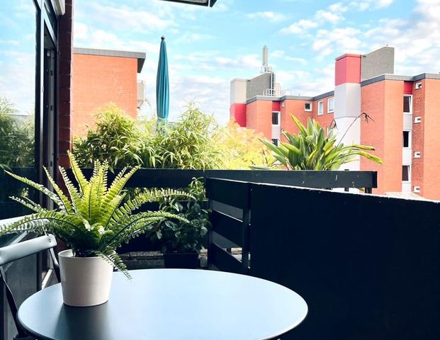 Stilvoll renovierte & voll möblierte 1-Zimmer Wohnung in Oldb. - Foto 1