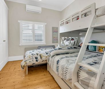 Northcote VIC 3070 - Photo 1