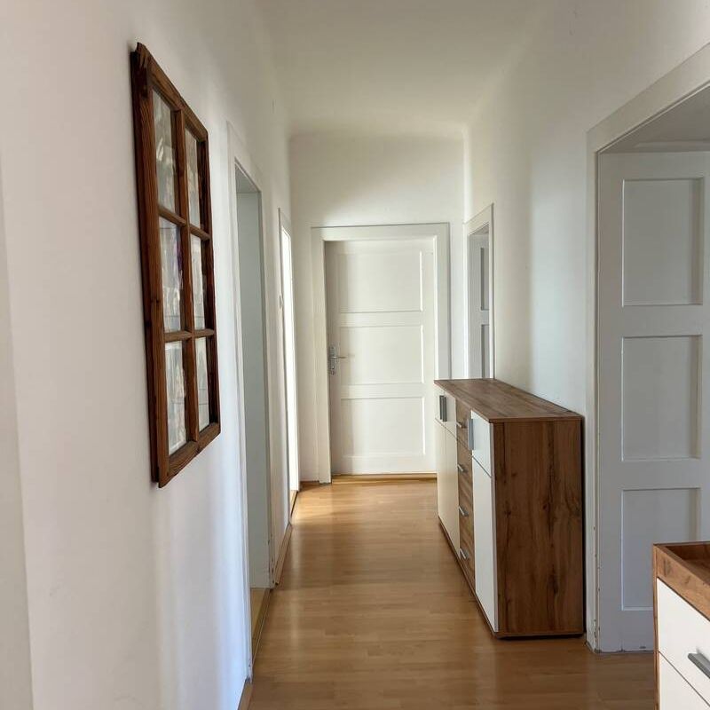 Großzügige 4 Zimmer Wohnung mit Balkon I unbefristet I Ruhige Lage - Photo 1