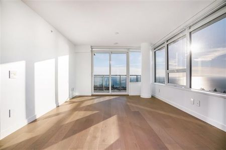 Spectacular Oceanview 2 Bedroom/2 Bathroom/Corner Unit/South Facing & Southwest Facing - Photo 4