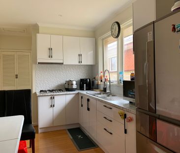 4 Bedrooms House in Springvale - Photo 4