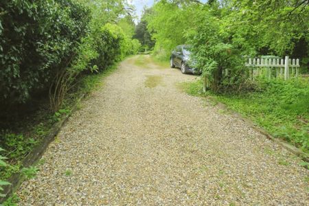 Stonebridge Lane - Photo 5