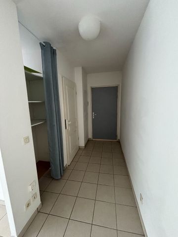 Location Appartement 2 pièces 46m² - Photo 5