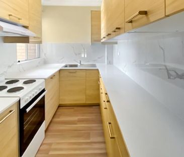 Spacious & Convenient 2-Bedroom Unit in North Parramatta - Photo 4