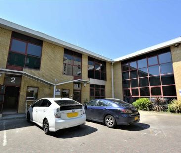 Colindale Avenue - Photo 1