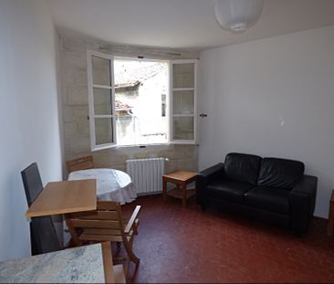AVIGNON INTRA MUROS: Appartement très lumineux, avec climatisation,... - Photo 5