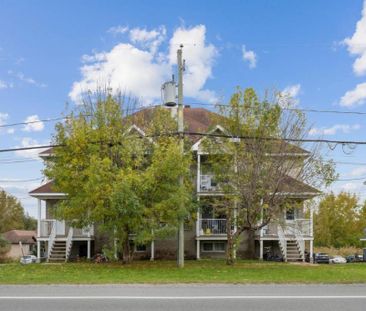 Beau 5 et demi, Haut d'un Triplex récent, Octobre 2026 - Photo 4
