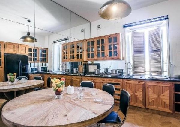 Prati: Spacious, tastefully furnished 1 bedroom, living, study, kitchen and bath. Located in beautiful building on high floor. Bright, silent, near services, metro and center. #1709
