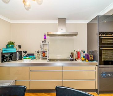 1 bedroom flat to rent - Photo 6