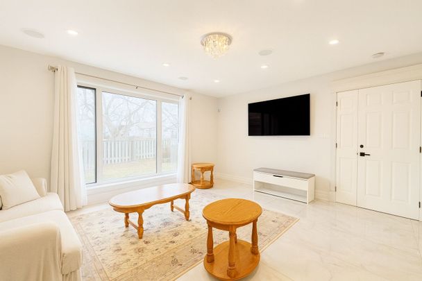 For Lease - 21119 Dalton Road, Georgina, Ontario - Photo 1