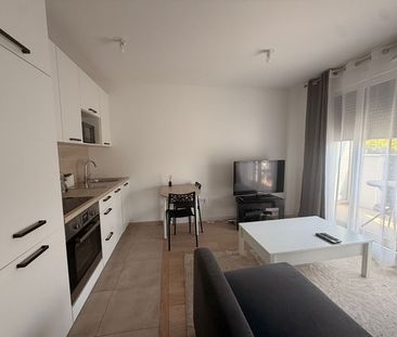 Location Appartement 2 pièces 38m² - Photo 2