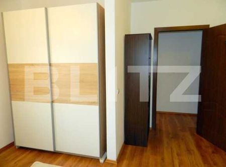 3 camere, 91 mp, scara interioara, garaj, zona Casa Radio - Photo 3
