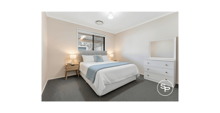 Charming Move-In Ready Home in a Peaceful Rosemeadow Pocket - Photo 5