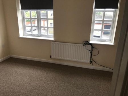 2 bedroom terraced house to rent - Photo 3