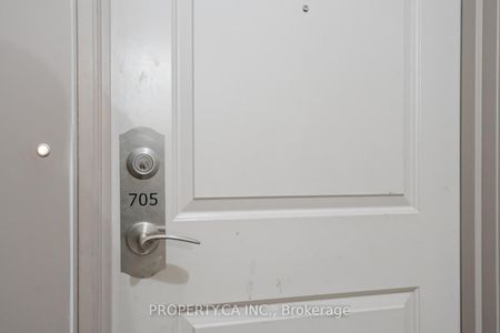 705 133 Wynford Drive - Photo 4