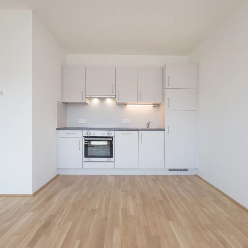 Unbefristet! 2-Zimmer-Garten-Wohnung Eßlinger Hauptstraße 170 w1 - Photo 1