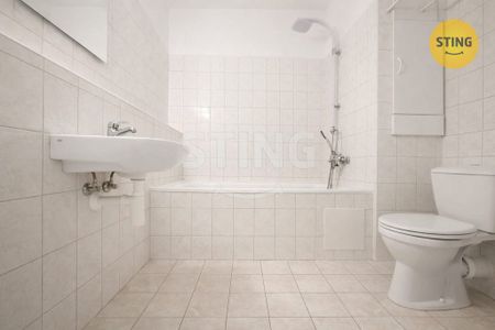 Byt 1+kk k pronájmu, Ostrava / Bělský Les - Photo 4