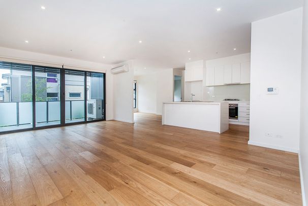 11/187 Reynolds Road, Doncaster East - Photo 1