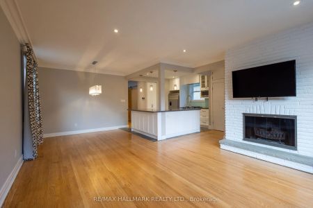 96 Glen Davis Crescent #Main Fl - Photo 4