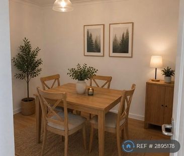 4 bedroom terraced house to rent - Photo 2