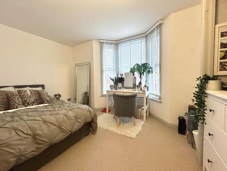 2 bedroom maisonette to rent - Photo 4