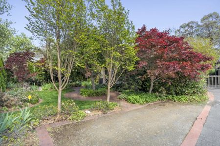 Charming Character-Filled Garden Home - Photo 2