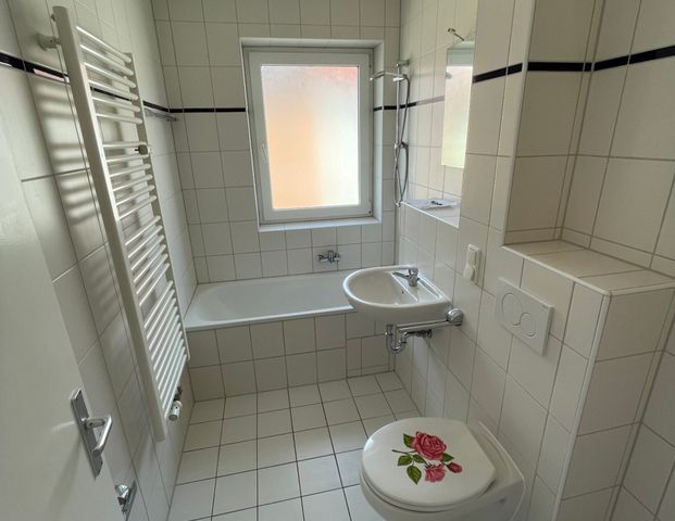 Mietwohnung in Nürnberg - Den Herbst in der neuen 4-Zimmer-Wohnung genießen! - Foto 1