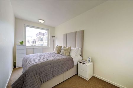 This large, bright and spacious two bedroom, two bathroom apartment is on the 5th floor and is located in the heart of Victoria. - Photo 5