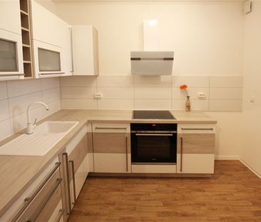 Alles wird neu - tolle 3-Raumwohnung in grüner Lage - Photo 1