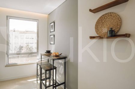 2 room luxury Flat for rent in Lisbon - Photo 2