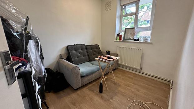 3 bedroom apartment to rent - Photo 1