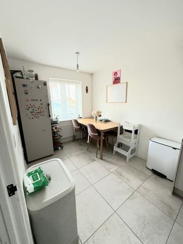4 bedroom terraced house to rent - Photo 2