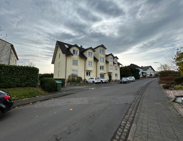 Helle 43 m2 Dachgeschosswohnung in Windhagen - Foto 1