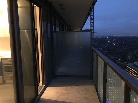 For Lease - 50 Charles Street Unit# 3702, Toronto, Ontario - Photo 3