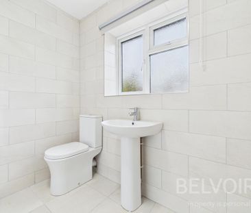 3 bedroom semi-detached house to rent - Photo 3