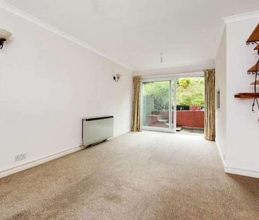 Guildford Park Avenue, Guildford, GU2 - Photo 2