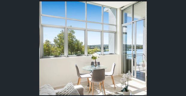 Absolutely water front view - Photo 1