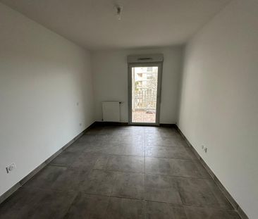 location Appartement T2 DE 41.95m² À TOULOUSE - Photo 3