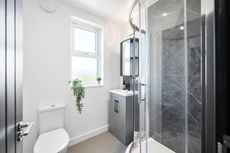 Sixth Avenue, Horfield - Photo 5