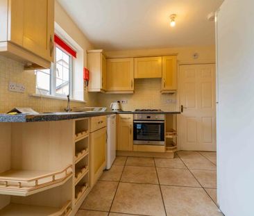 18 Redgrave Close, Heworth - Photo 6