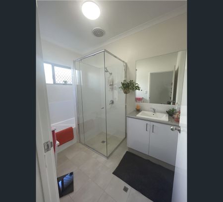 14 Whimbrel Crescent, Coodanup, WA 6210 - Photo 5