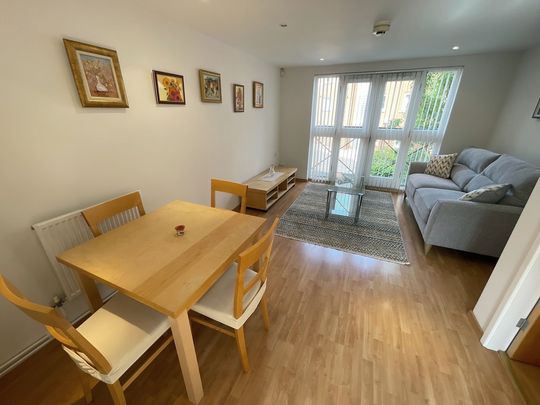 2 bedroom to let - Photo 1