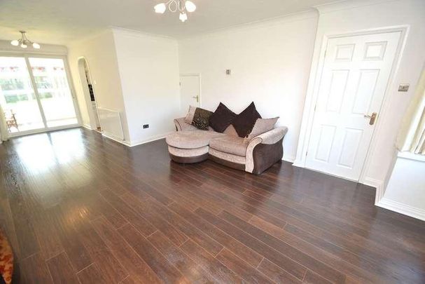 Hamworthy, BH15 - Photo 1