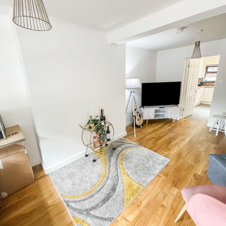 88 Low Road, Lisburn, BT27 4TJ - Photo 1