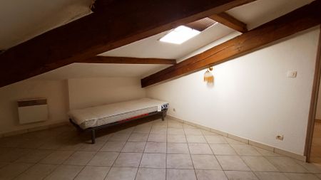 Appartement en duplex 36,80m² BESSE SUR ISSOLE, - Photo 5