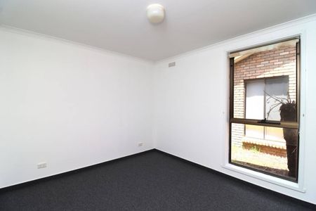 Situated On A Quiet Internal Block - Photo 5