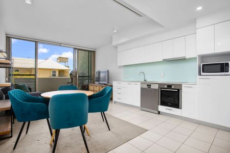 13/22 Heirisson Way, North Coogee. - Photo 4